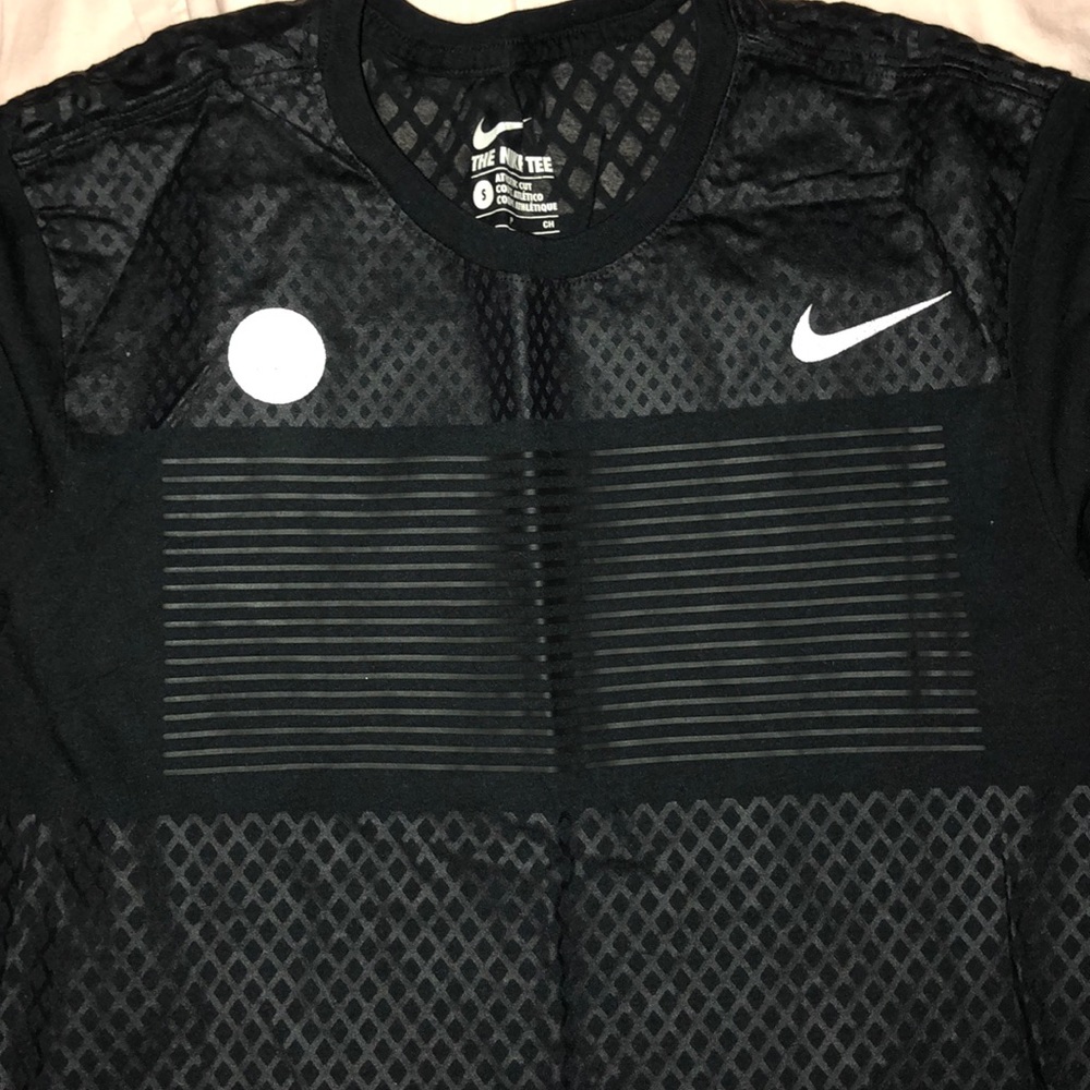Nike tee athletic cut - Picture 4 of 6